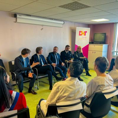 Une visite officielle centrée sur l'amélioration de la prise en charge globale des femmes sur le territoire